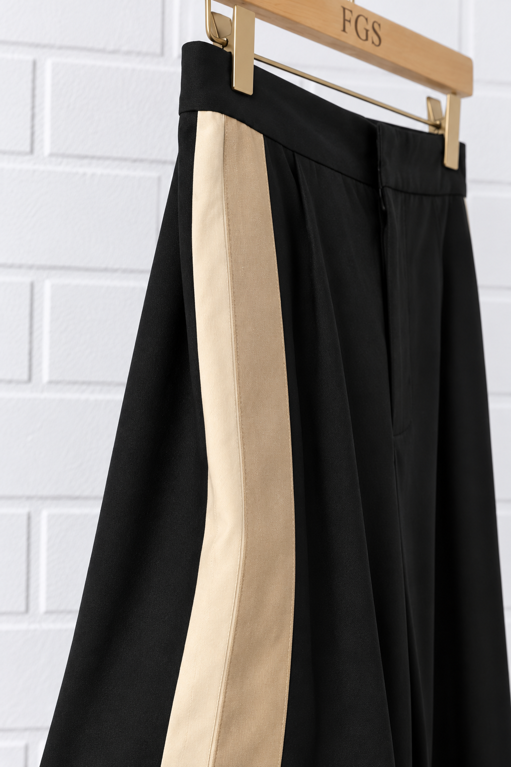 Reiss Robyn Side Stripe Wide-Leg Trousers- 10