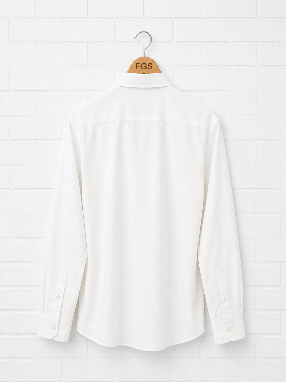 Mizzen & Main Leeward White Solid- S