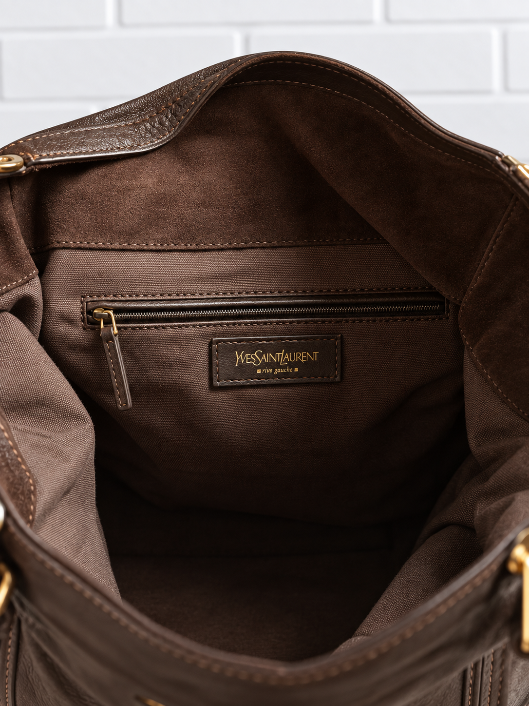 Yves Saint Laurent Downtown Leather Tote – Black