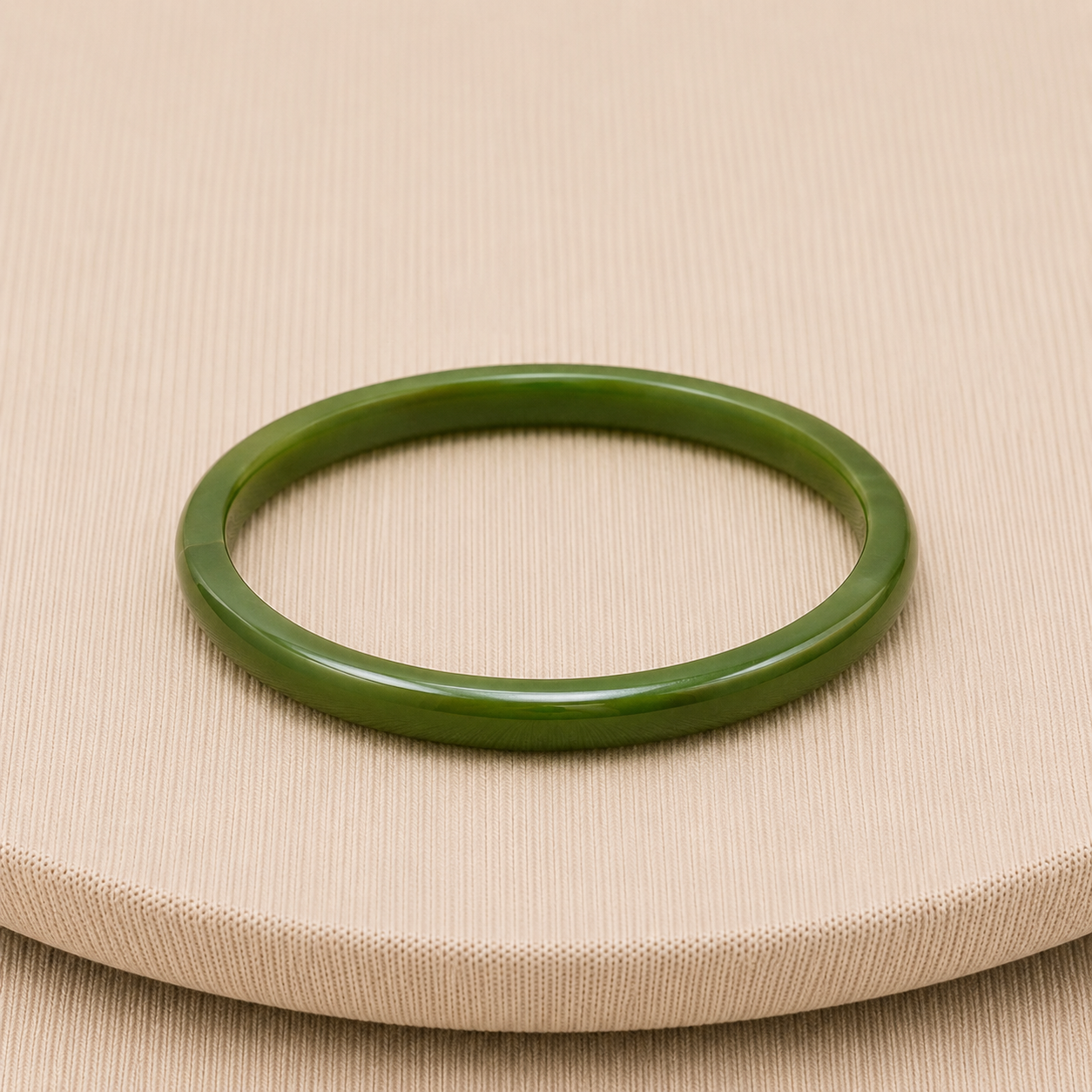 Vintage Green Bakelite Skinny Bangle Bracelet