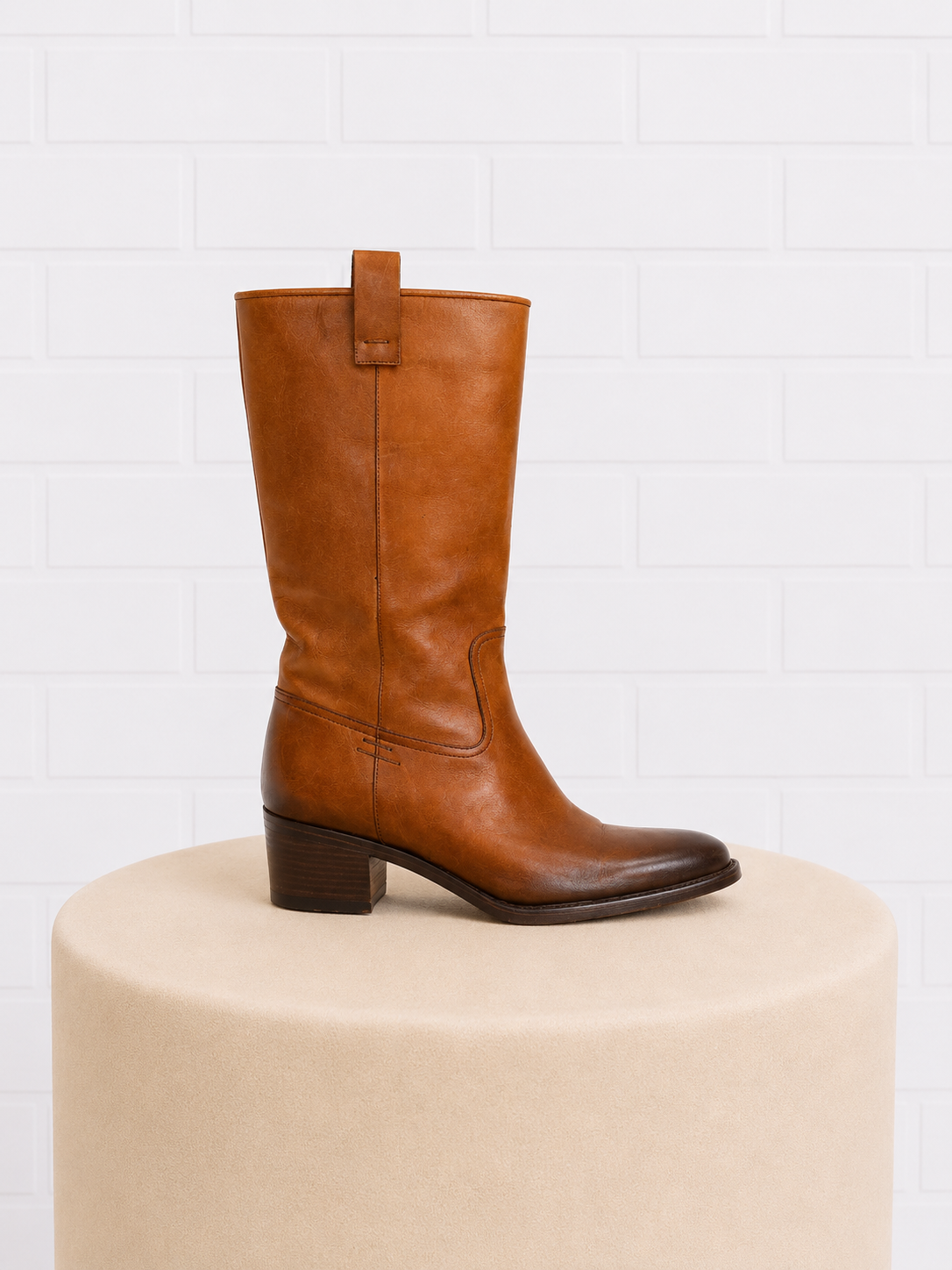 Gucci Calf Skin Leather Riding Boots- 8