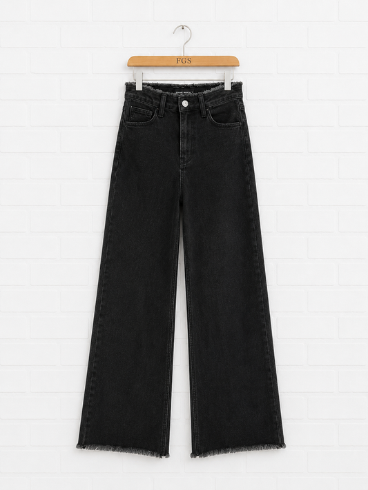 Etienne Marcel Black Flare Jeans