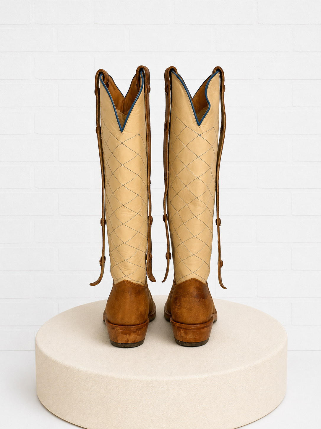 Olathe Heart Concho Western Boots- 7.5