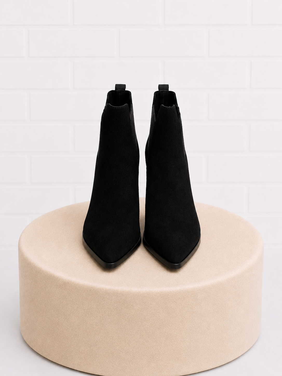 Donald Pilner Vale Black Suede Pull On Boots- 8.5