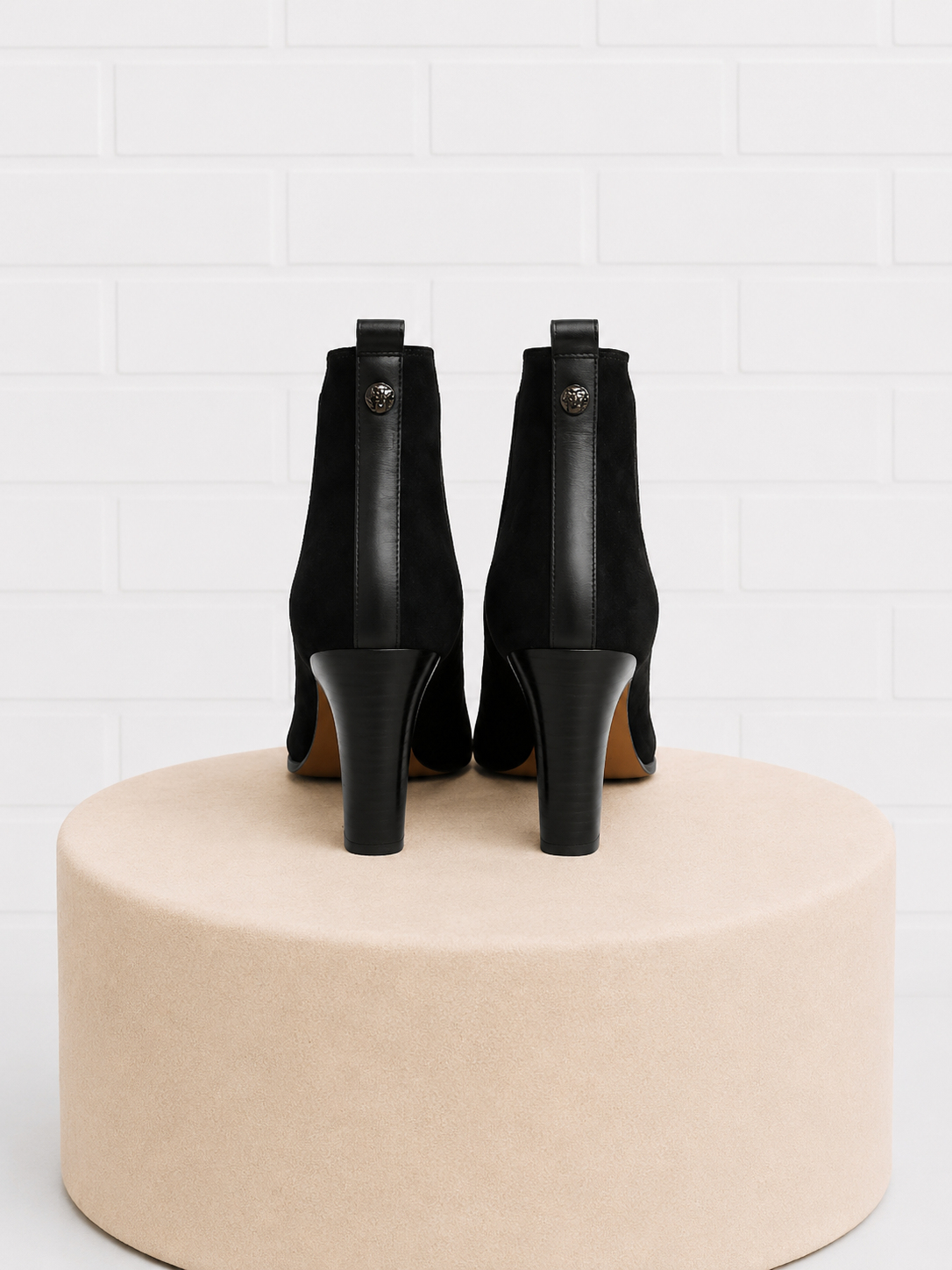 Donald Pilner Vale Black Suede Pull On Boots- 8.5