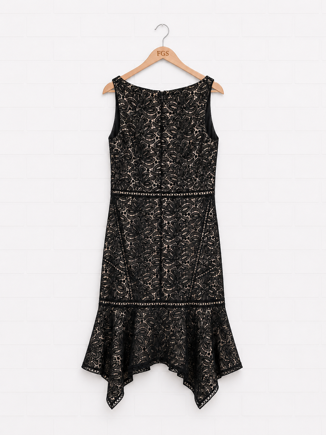 Elie Tahari Mariya Floral Lace V-Neck Cocktail Dress — Size 10