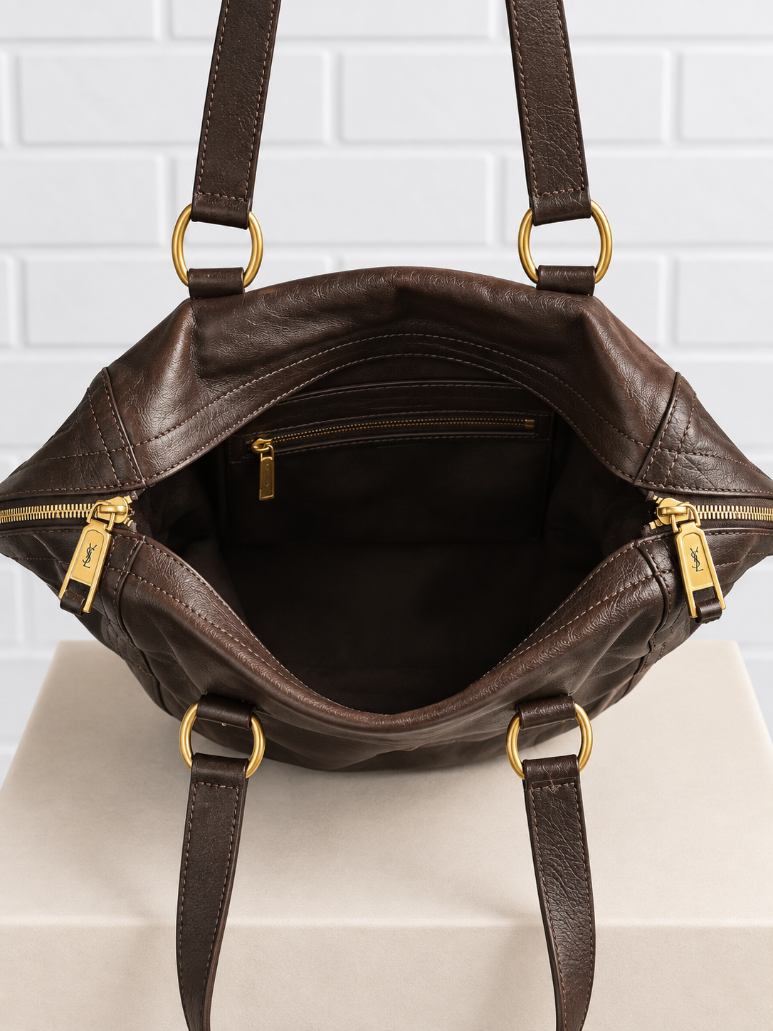 Yves Saint Laurent Downtown Leather Tote – Black