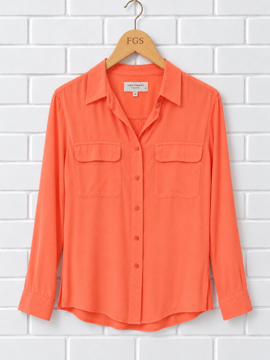Equipment Femme Slim Signature 100% Silk Shirt- M